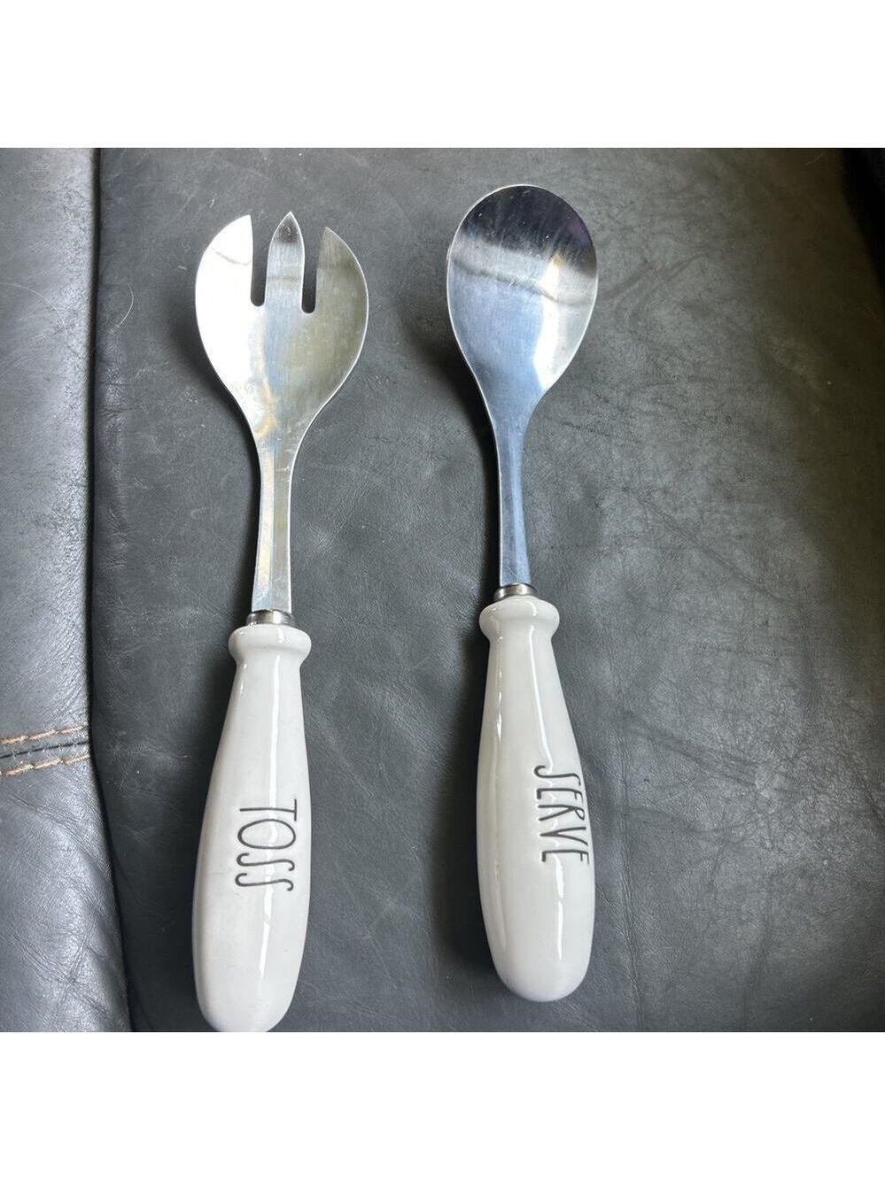 Toss and serve salad utensils